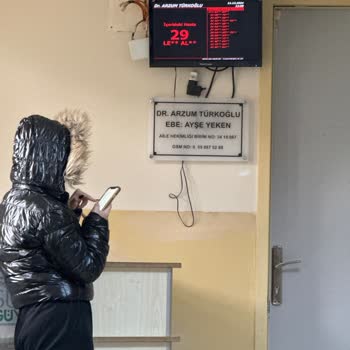 Aile Sağlık Merkezinde Uzun Bekleme Süreleri Ve İlgisizlik