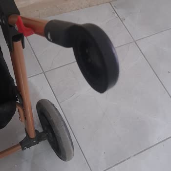 Bebek Arabası Kabusu: Kırılan Tutma Yeri Ve Ulaşılamayan Firma