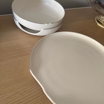 Kırık Ve Eksik Ürünlerle Gelen Yemek Takımı Hayal Kırıklığı