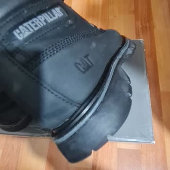 Caterpillar Botun Tabanları Ayrıldı Ve İade Sorunu