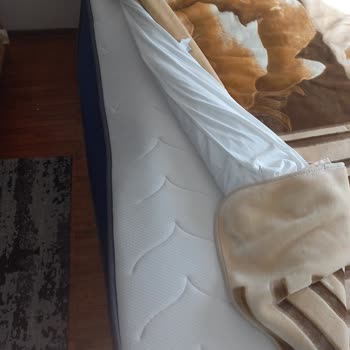 Kısa Sürede Deforme Olan Yatak Ve Yetersiz Çözüm Önerisi