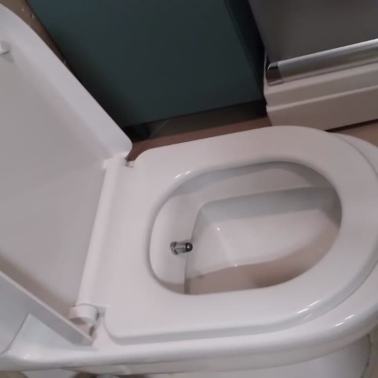 Yanlış Yönlendirme Ve Uygun Olmayan Klozet Kapağı Sorunu