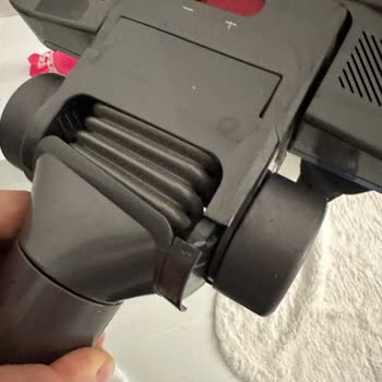 Garanti Kapsamında Kırılan Süpürge Başlığı İçin Çözüm Bekliyorum