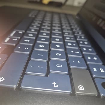 Gürgençler'den Alınan Macbook'un Tuş Sorunu Çözülmedi