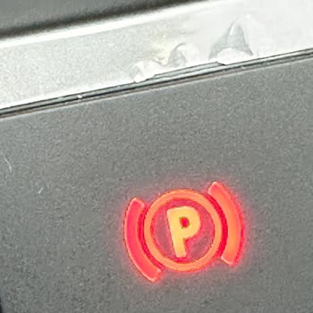 Citroen'den El Freni Tuşu Sorununa Yanıt Bekleniyor