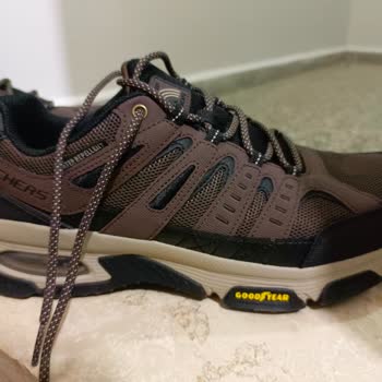 Su Geçirmez Botlar Yağmurda Kaydı: Güvenlik Tehlikesi