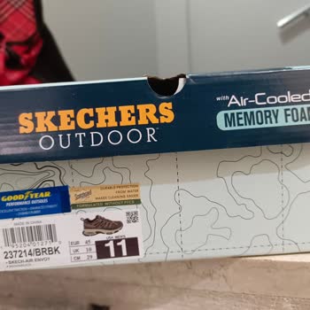 Su Geçirmez Botlar Yağmurda Kaydı: Güvenlik Tehlikesi