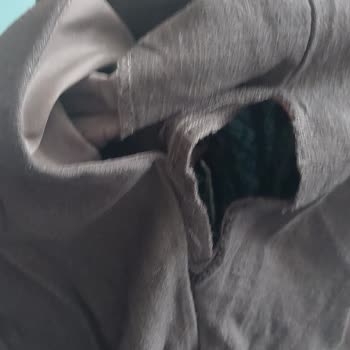 Stradivarius'tan Gelen Yırtık Pantolon Mağduriyeti