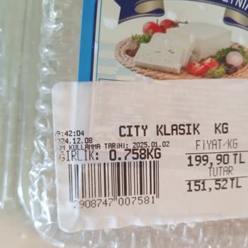 Bozuk Peynirlerle Sağlık Tehlikesi