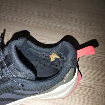 Su Geçiren Dayanıksız Outdoor Ayakkabı Sorunu