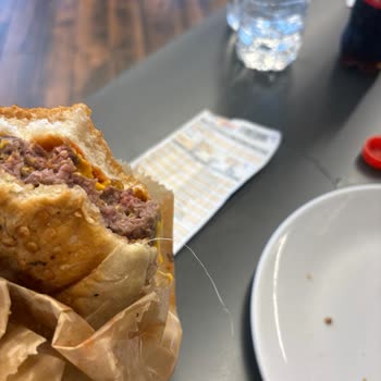 Köfteci Yusuf'ta Yabancı Madde Şoku Ve İlgisiz Hizmet