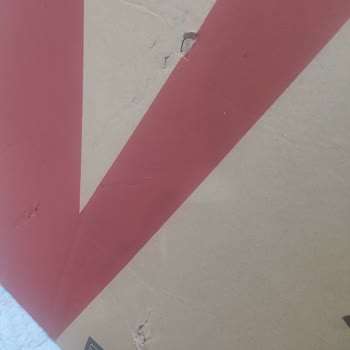 Yurtiçi Kargo Teslim Edilen Kutuda Hasar Olmadığını İddia Ediyorlar