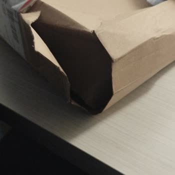 Kargomun Açılması Ve Ürünlerimin Kurcalanması Hakkında Şikayet