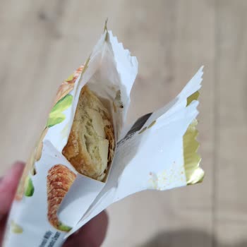 Ülker Antep Fıstıklı Milföyde Ölmüş Kurt Şoku