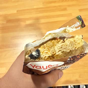 Yayla Marka Nohut Pilavı: Kötü Koku Ve Küf Şoku!