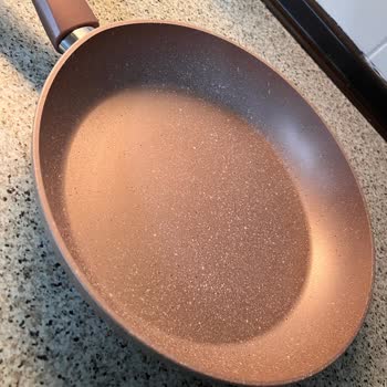 Karaca Set mit Mängel an Pfanne und Topf