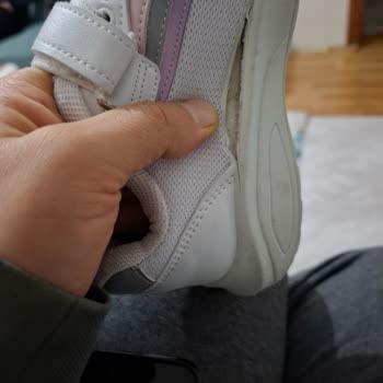 FLO'dan Aldığım Ayakkabının Kalitesizliği!