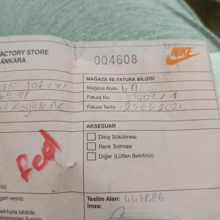 Nike Ayakkabılarında Taban Açılması Ve Yetersiz Müşteri Hizmeti