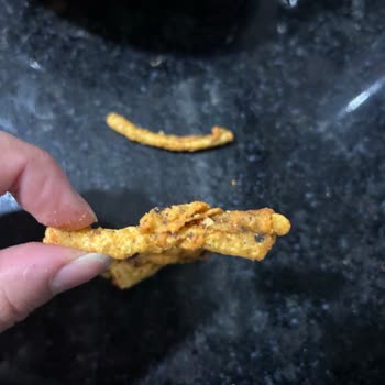 Doritos Paketinde Şaşırtıcı Ve Hijyenik Olmayan Parçalar!