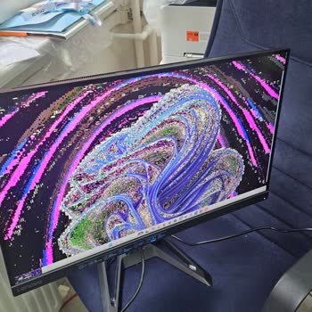 Lenovo Gaming Monitörün Hızla Bozulması