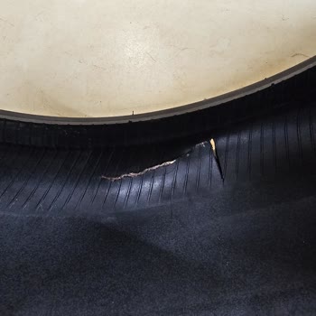 Lassa Lastiklerinde Beklenmedik Patlama Ve Mağduriyet