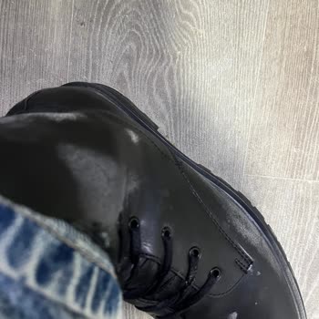 Ayakkabı Bakım Spreyi Sorunu