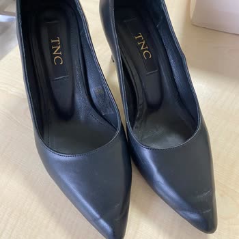 Stiletto Ayakkabıda Tekrarlayan Burun Deformasyonu Sorunu