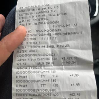 Boyner Mağazasında Zorla Satış Ve Alaycı Tavırlar