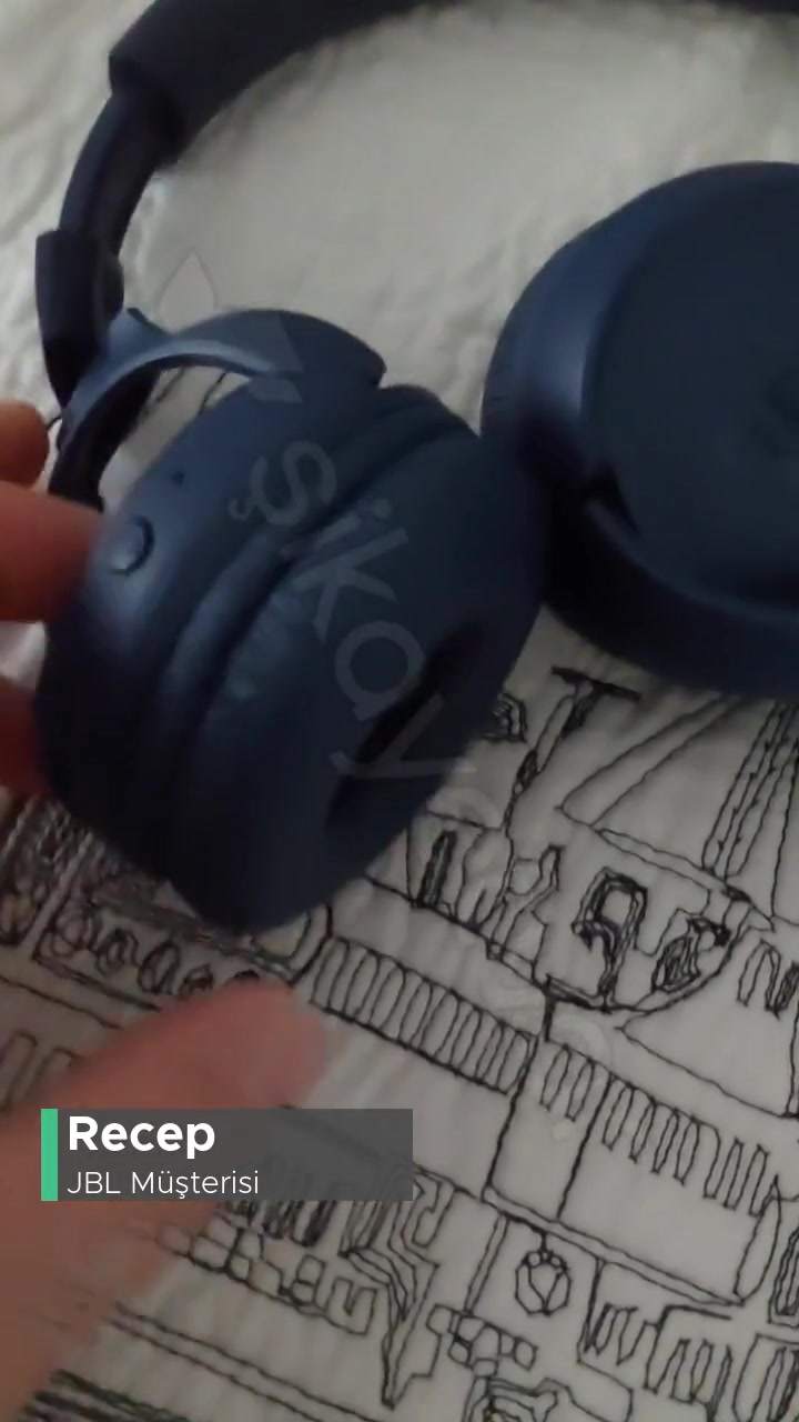 JBL 520BT Açılmıyor! videonun kapak resmi