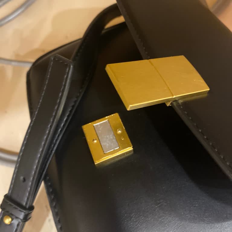 Müşteri Hizmetlerinin Yetersizliği Ve Çanta Sorunu