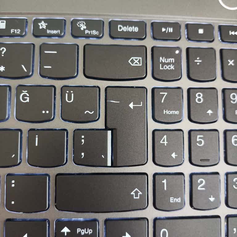 Lenovo Thinkbook Enter Tuşu Çatladı Yardım Bekliyorum