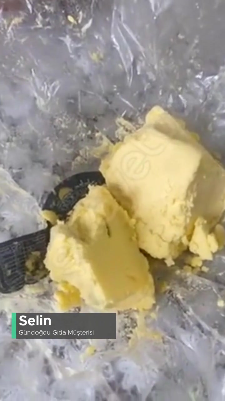 Gündoğdu Tereyağının İçinde Siyah Bir Şey Var Ve Küf Oluştu! videonun kapak resmi