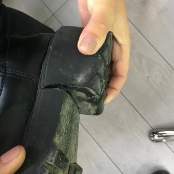 Stradivarius Botun Beklenmedik Kalite Sorunu