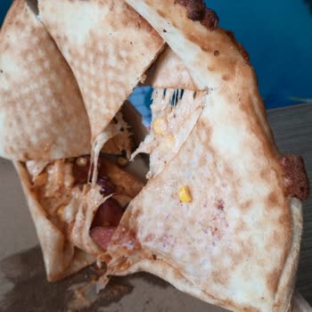 Geç Gelen Ve Dağılmış Pizzalarla Hayal Kırıklığı
