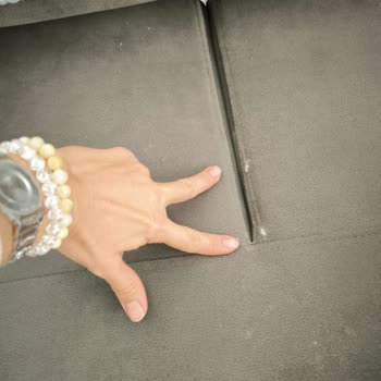 Garanti Kapsamındaki Koltuk Takımına Ücret Talebi Ve Kötü Hizmet