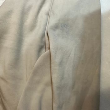 OMO Deterjanı Kıyafetlerde Kalıcı Mavi Lekeler Bırakıyor