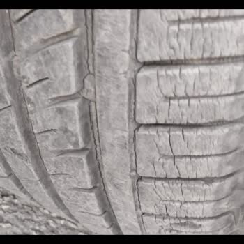 Petlas Lastiklerinde Erken Çatlama Sorunu