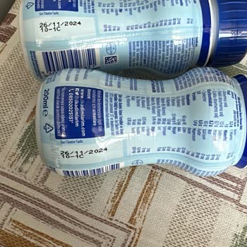 Tarihi Geçmiş Bebek Sütü Ve Yavaş Müşteri Hizmeti Şoku