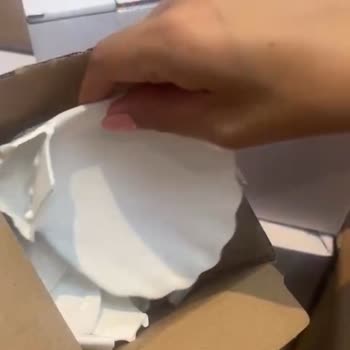 Kırık Yemek Seti Ve Eksik Parçalar: Müşteri Hizmetlerinde Çözüm Bulunamıyor