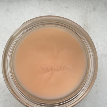 Jowe Kaş Sabitleyici Ürün Beyazlaştı Ve Dondu