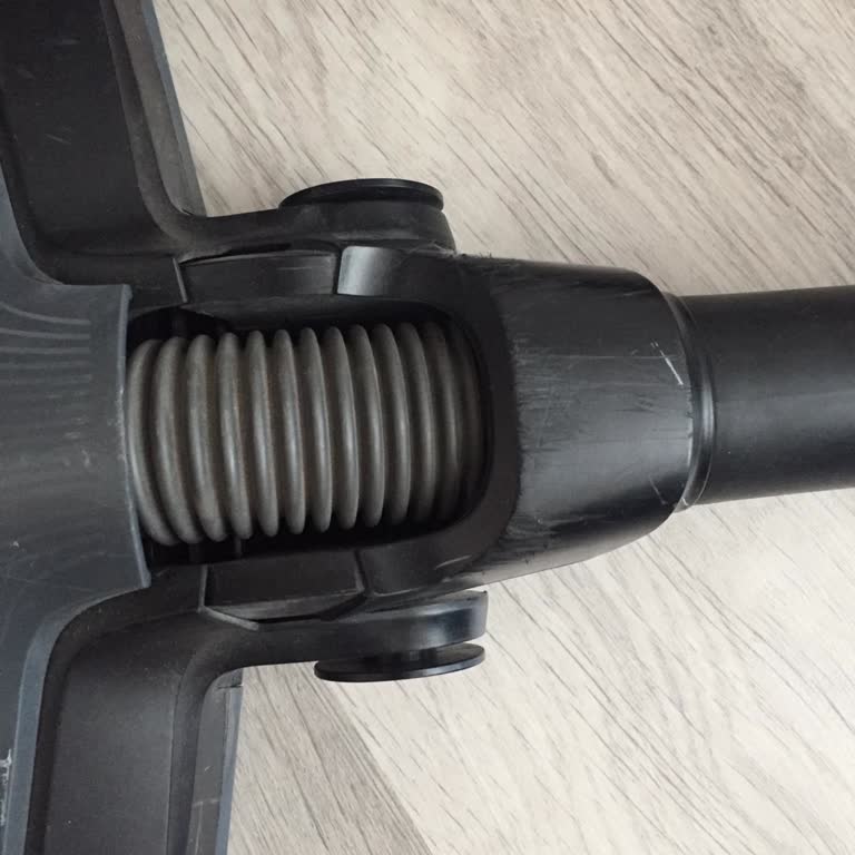 Philips Süpürge Tekerlek Sorunu Ve Teknik Servis Mağduriyeti