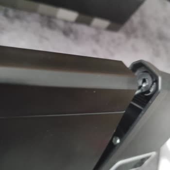 UFO Isıtıcıda Yanık Kokusu Ve Kırık Çerçeve Sorunu