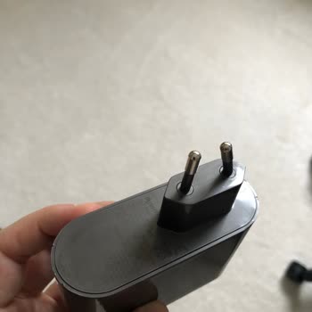 Kendi Kendine Arızalanan Şarj Aleti Sorunu