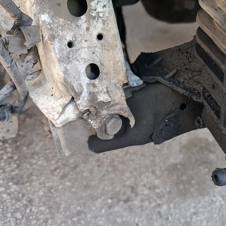 Auto King Tamirhanede Eksik Ve Yetersiz Onarım
