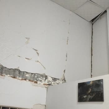 Deprem Bölgesindeki Esnafın Cezası İçin Yardım Çağrısı