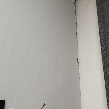 Deprem Bölgesindeki Esnafın Cezası İçin Yardım Çağrısı