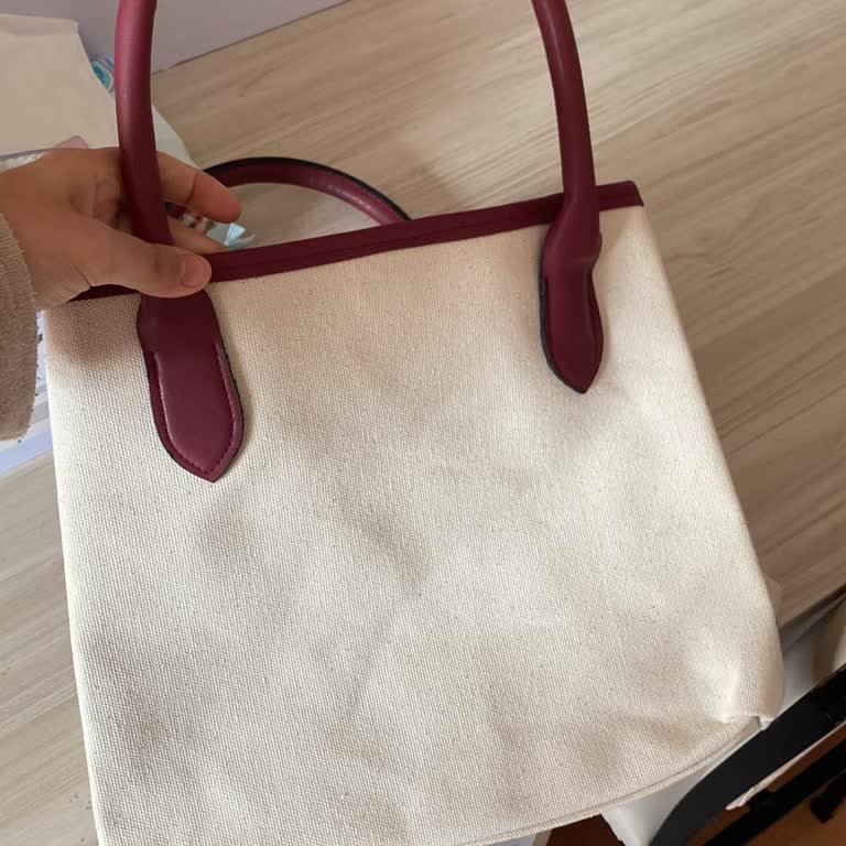 Shule Bags Yanlış Ürün Ve İletişimsizlik Mağduriyeti