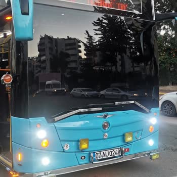 Antalya Kart Otobüs Seferleri: Zaman Ve Sinir Harbinde Yolculuk