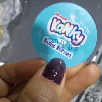 Ülker Çikolata Skandalı: Kurtlu Ürün Şoku!