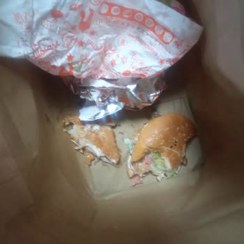 Pişmemiş Tavuk Ve Hayal Kırıklığı